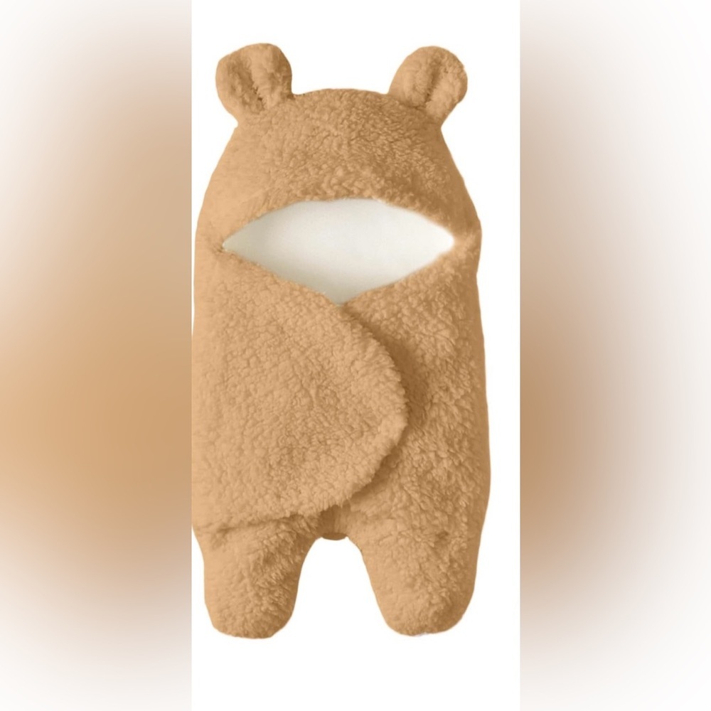 Baby Swaddle Blanket Unisex Brown Plush Essential Blanket. 0-6M. NWOT. Great Con